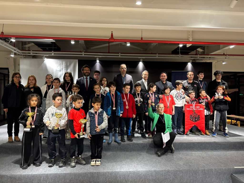 Kocaeli’de Satranç Turnuvası Ödül Töreni!