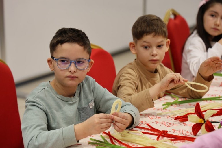 Kartepe’de Minik Sanatçılar Tatili Sanatla Bitirdi!