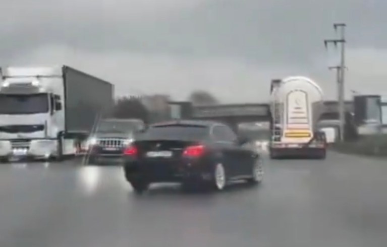 Kocaeli’de Drift Kazası!