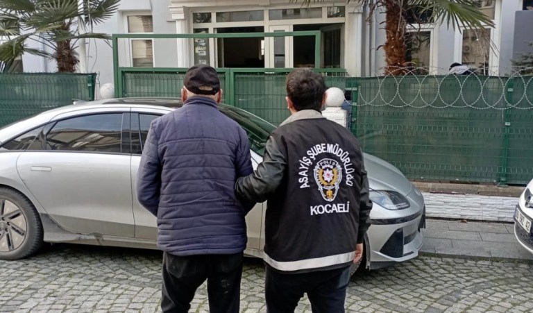 Gölcük’te Nitelikli Dolandırıcı Yakalandı!