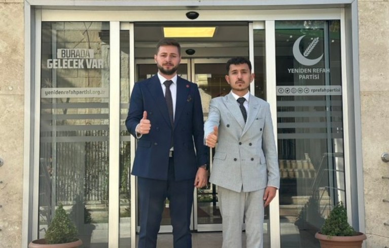 Yeniden Refah Partisi’nde Gençlik Değişimi!