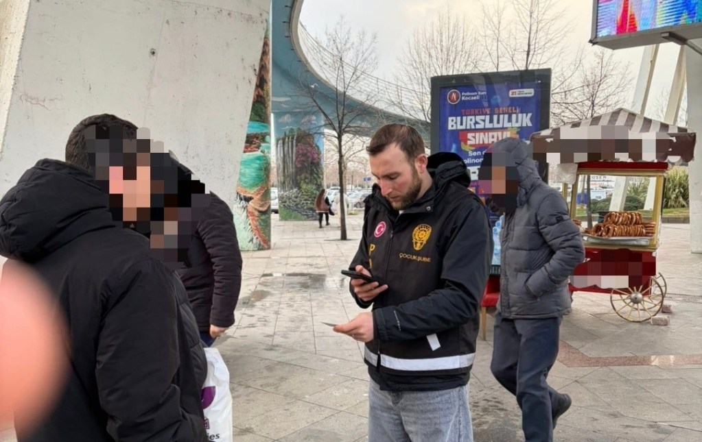 İzmit’te Okul Çevrelerinde Sıkı Denetim!