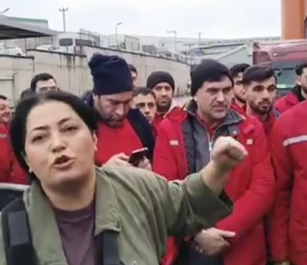 Çayırova’da Migros İşçileri İş Bıraktı!