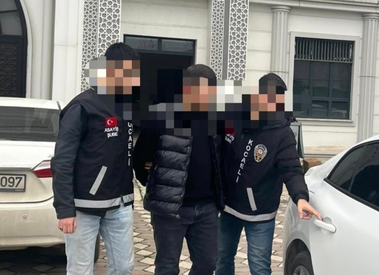 Gebze’de Çay Salonunda Kasten Yaralama!