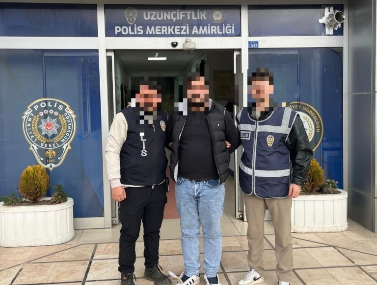 Kartepe’de Dolandırıcılıktan Aranan Yakalandı!