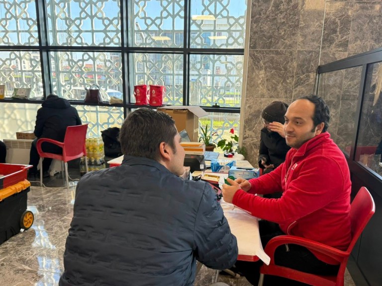Kartepe’de Örnek Dayanışma!