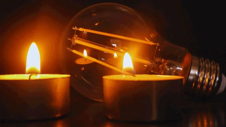 İzmit’te Elektrik Kesintisi Tepki Çekiyor!