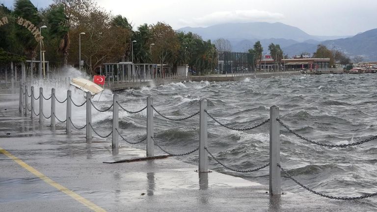 Kocaeli’de Kuvvetli Rüzgar ve Fırtına Uyarısı!