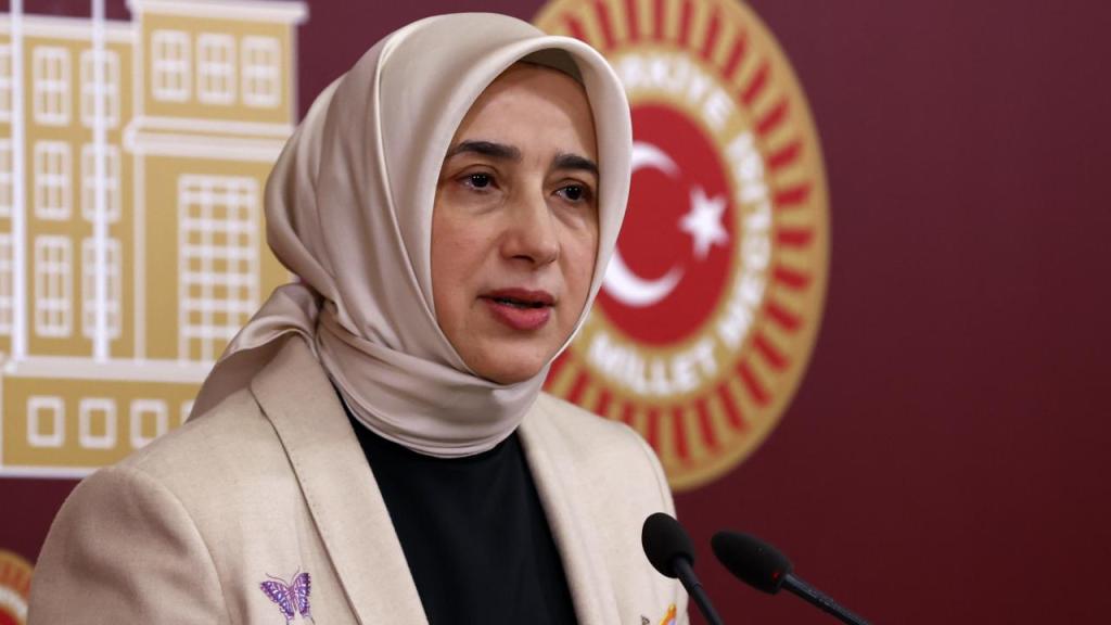 Özlem Zengin Kocaeli’de!
