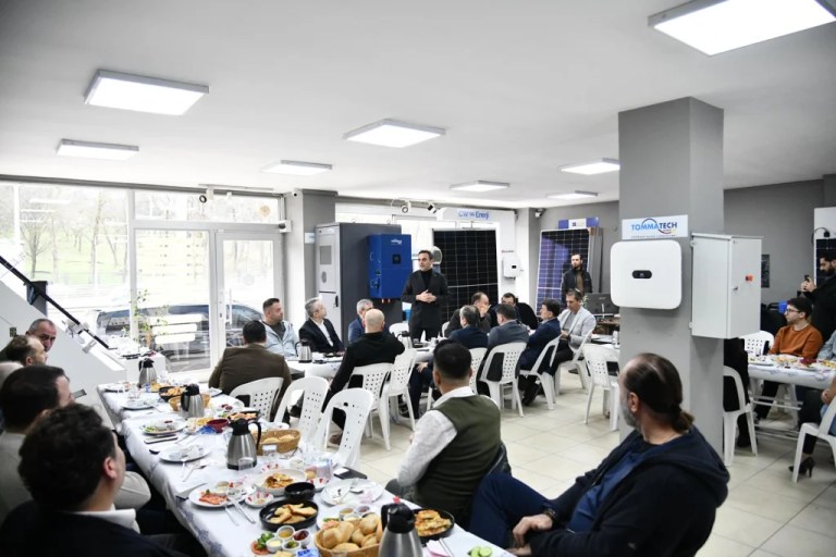 Başiskele’de esnafla buluşmalar sürüyor