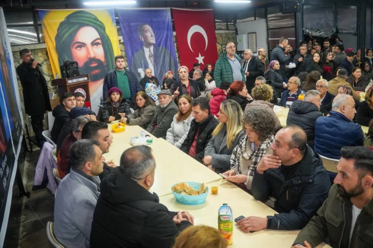 Hızır lokması paylaşıldı, birlik mesajı öne çıktı