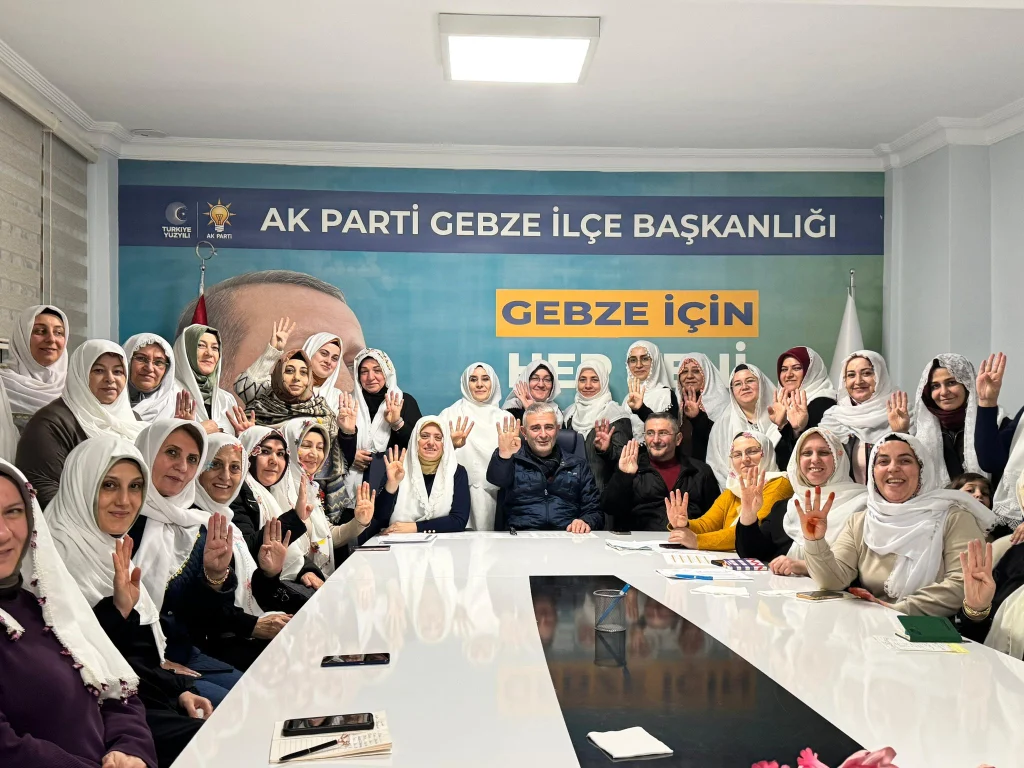 Beyaz başörtüsüyle dayanışma mesajı