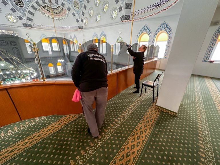 Körfez’de Camiler Ramazan’a Hazırlanıyor!