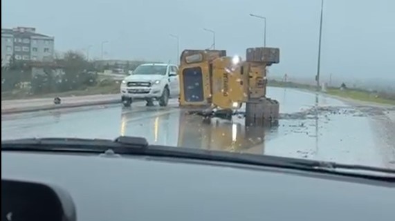 Körfez İlimtepe’de İş Makinesi Kazası!