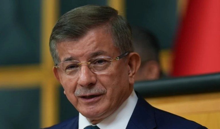 Davutoğlu: Kendi yağımızda kavruluyoruz