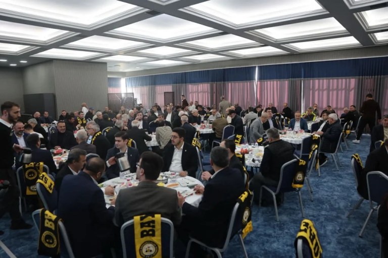Bayburtlular kahvaltıda buluştu