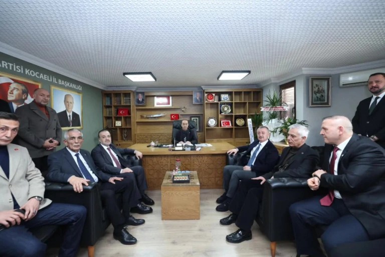 Başkan Büyükakın’dan MHP İl Başkanı Akın’a Ziyaret