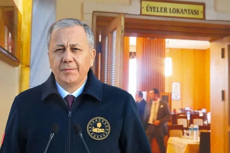 Ali Yerlikaya Meclis lokantasında yalnız kaldı