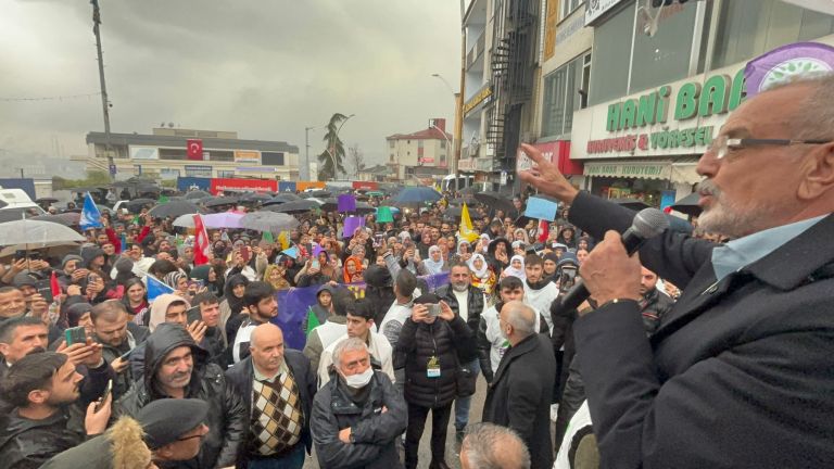 Dilovası’nda Sırrı Sakık’tan Çarpıcı Açıklama!