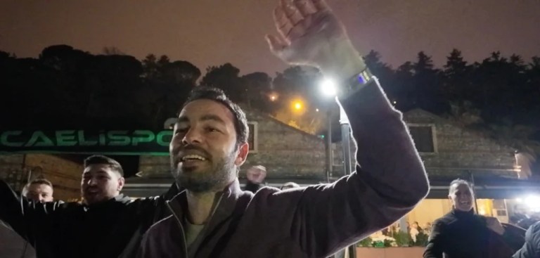 Selçuk İnan’a Boğaz’da Sürpriz Doğum Günü!