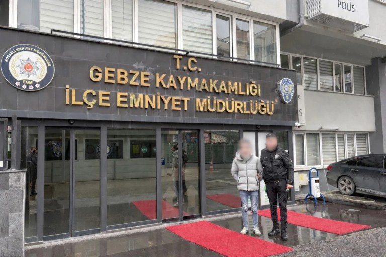 Firari dolandırıcı operasyonla yakalandı!