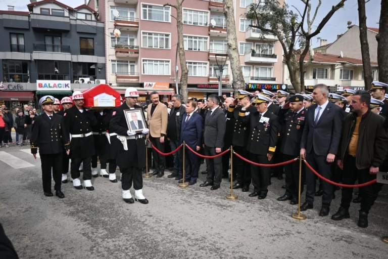 Kıbrıs Gazisi Karataş son yolculuğuna uğurlandı