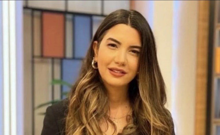 Fulya Öztürk’ten ‘İlahiden Rahatsız Olmak’ Çıkışı
