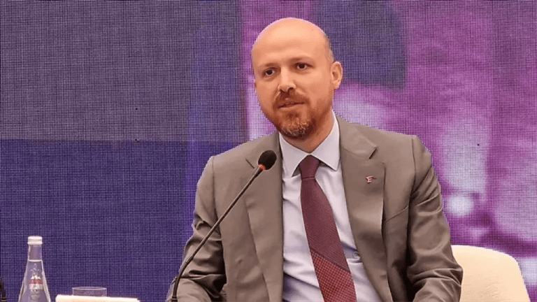 Bilal Erdoğan’dan siyasete dair net mesaj