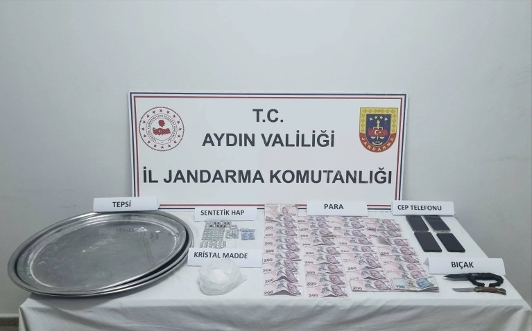 Kuşadası'nda Uyuşturucu Operasyonu: 4 Gözaltı