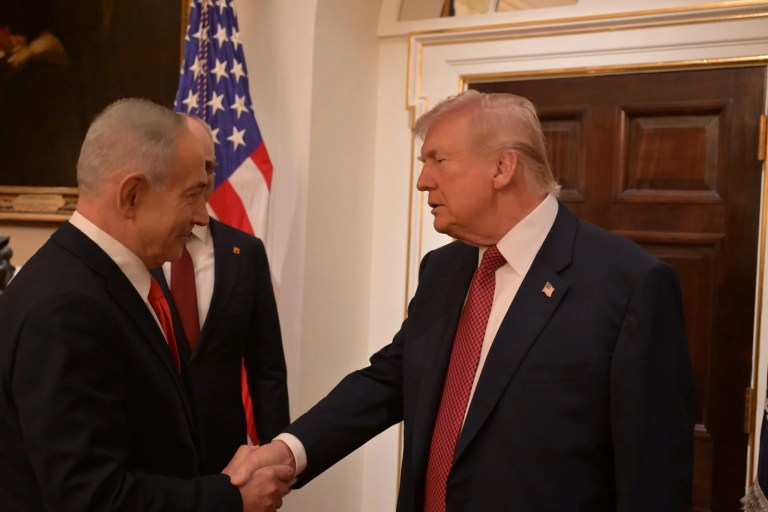 Trump ve Netanyahu Beyaz Saray'da Görüştü