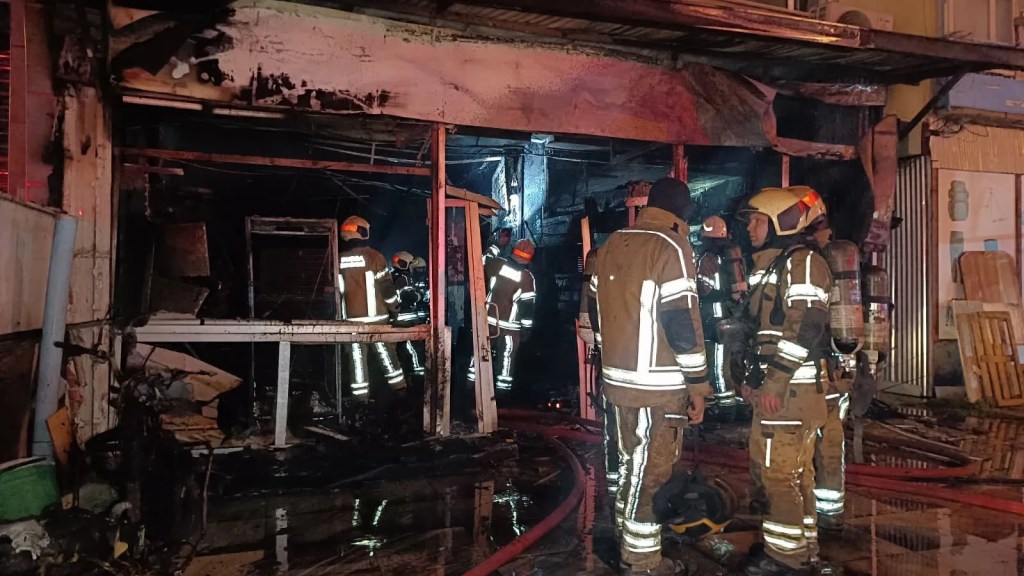 Bursa'da Yangın: İki Kişi Dumandan Etkilendi