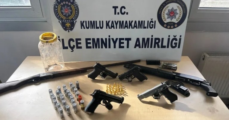 Hatay'da Toprağa Gömülü Silahlar Bulundu