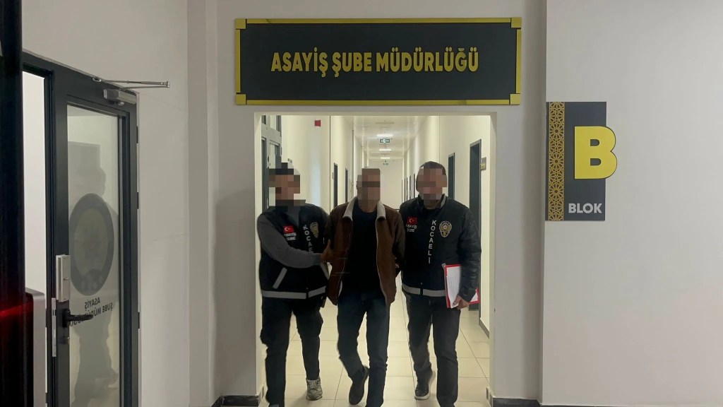 İzmit'teki Çay Ocağı Saldırısının Şüphelisi Tutuklandı