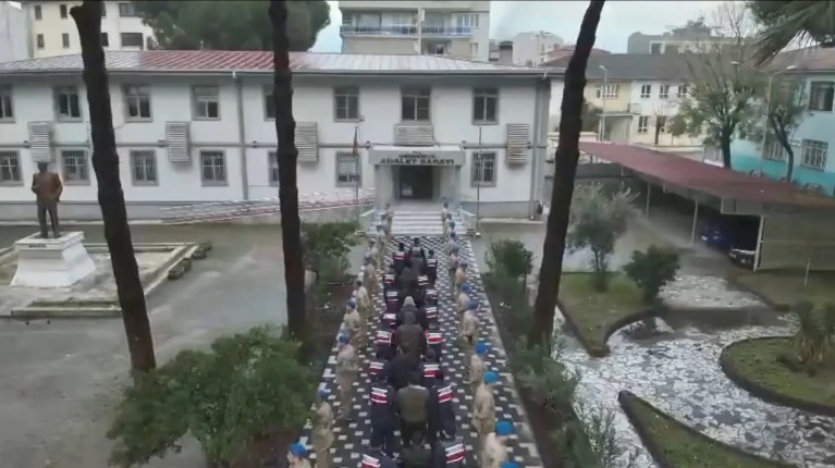 12 İlde Suç Örgütlerine Büyük Operasyon
