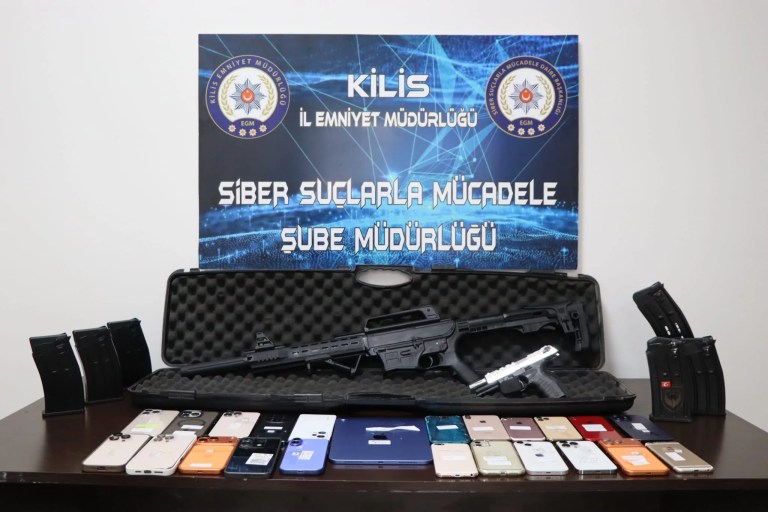 Kilis'te Yasa Dışı Bahis Operasyonu: 9 Kişi Tutuklandı