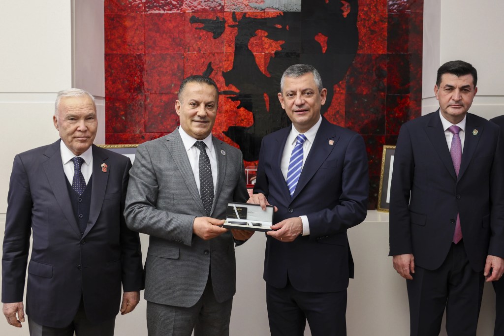 Özgür Özel Şehit ve Gazi Temsilcileriyle Buluştu