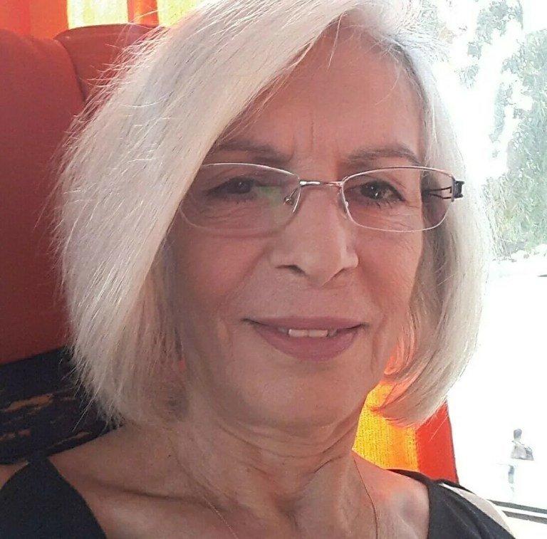 Manisa'da Yaşlı Adam Eşini Uykusunda Öldürdü