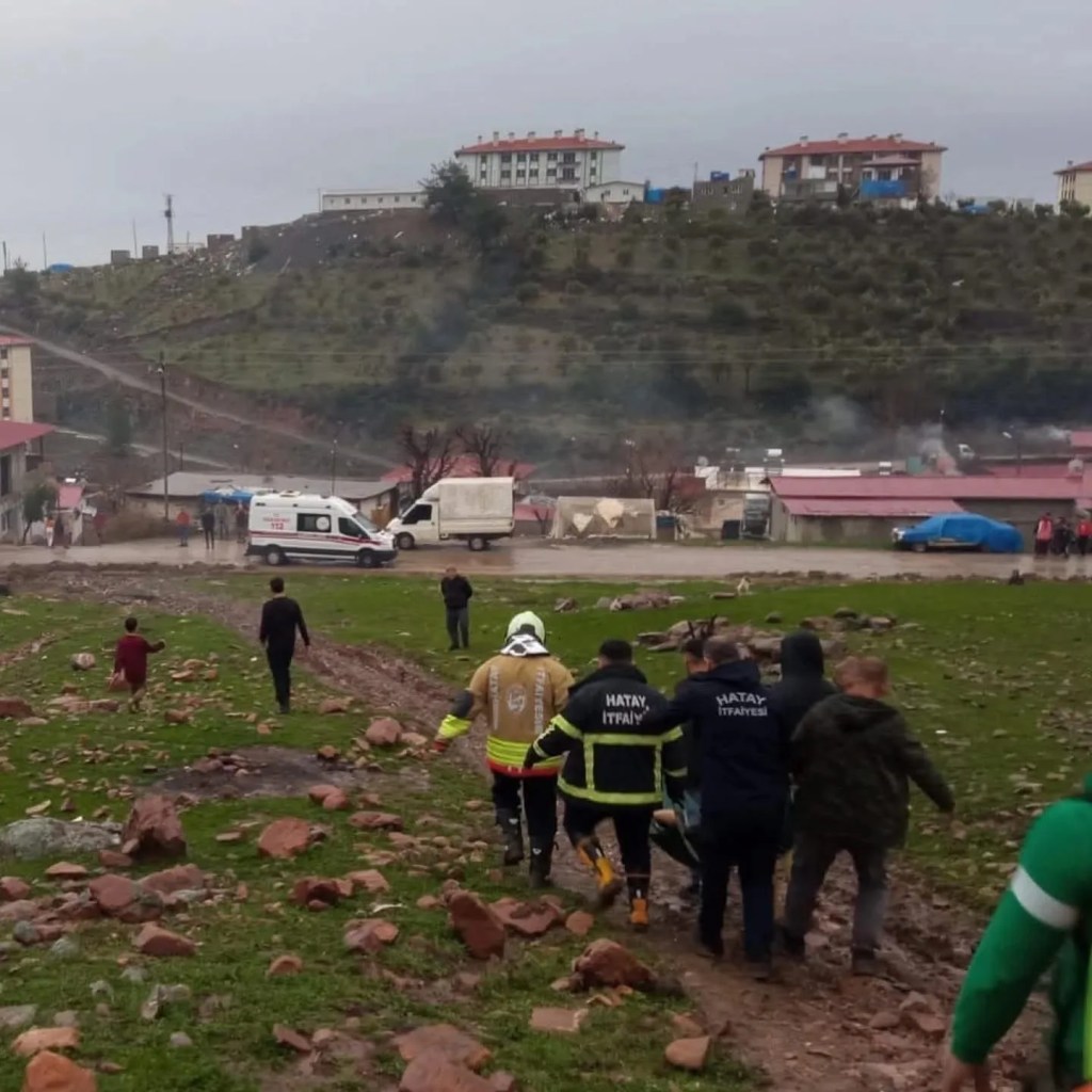 Hatay'da Suyla Dolan Çukura Düşen Çocuk Hayatını Kaybetti