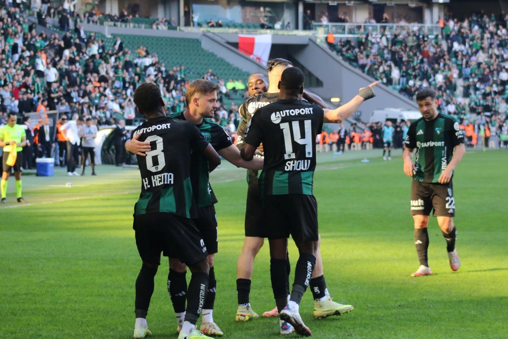 Kocaelispor Gaziantep'i 3-0 Yendi