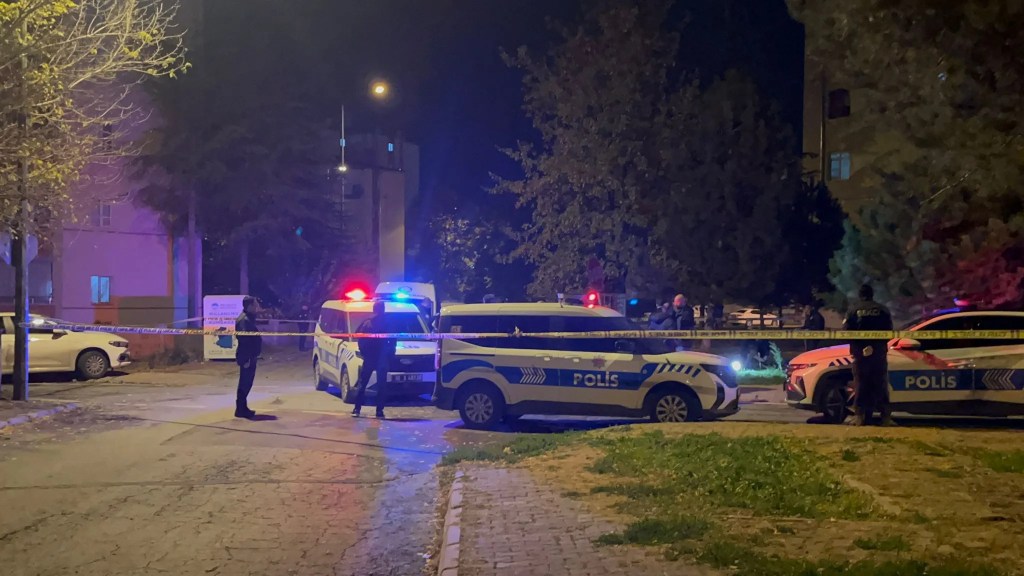 Kayseri'de Eşini Öldüren Koca Ağırlaştırılmış Müebbetle Yargılanıyor