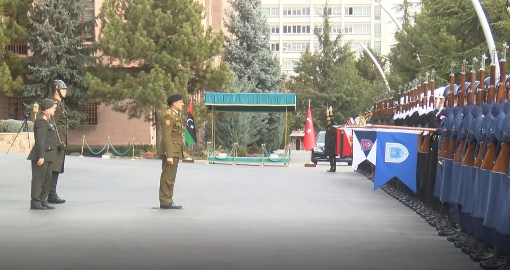 Bakan Güler Libya Genelkurmay Başkan Vekili'ni Kabul Etti