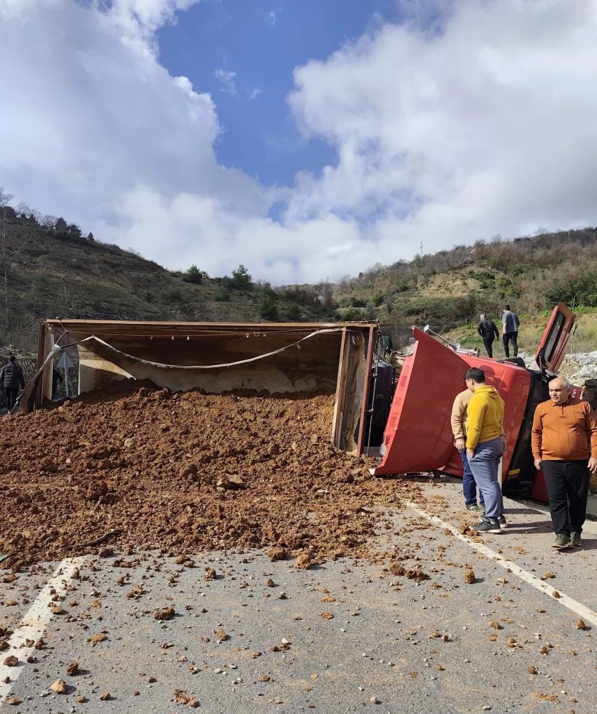 Alanya'da TIR Kazasında Sürücü Tutuklandı
