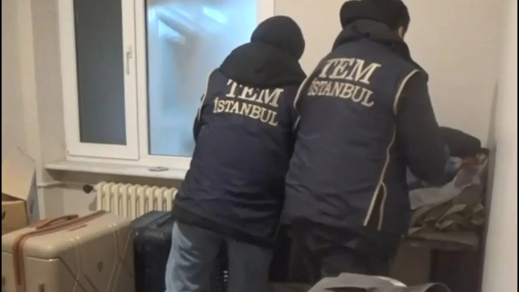 İstanbul Ve Adana'da DEAŞ Operasyonu: 10 Kişi Gözaltında