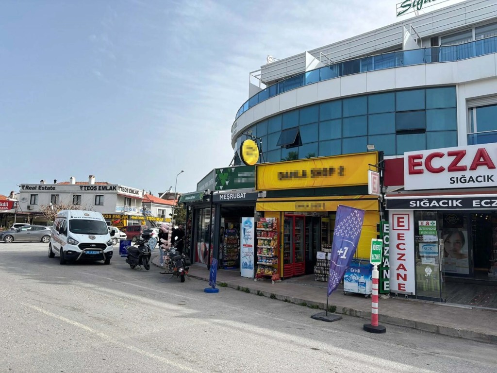 Seferihisar'daki Yangında Otel Sahibi Tutuklandı