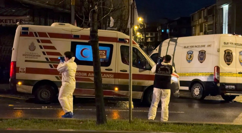 Arnavutköy'de Eşini Çocuklarının Önünde Öldürdü