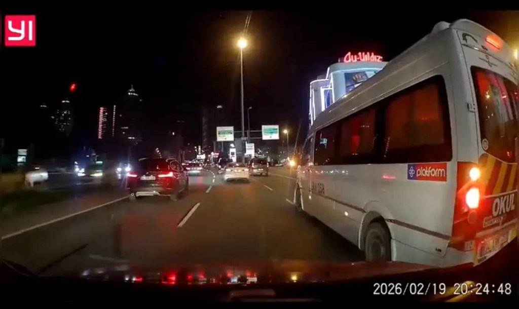 Beşiktaş'ta Minibüs Şoförü Tartışma Çıkardı