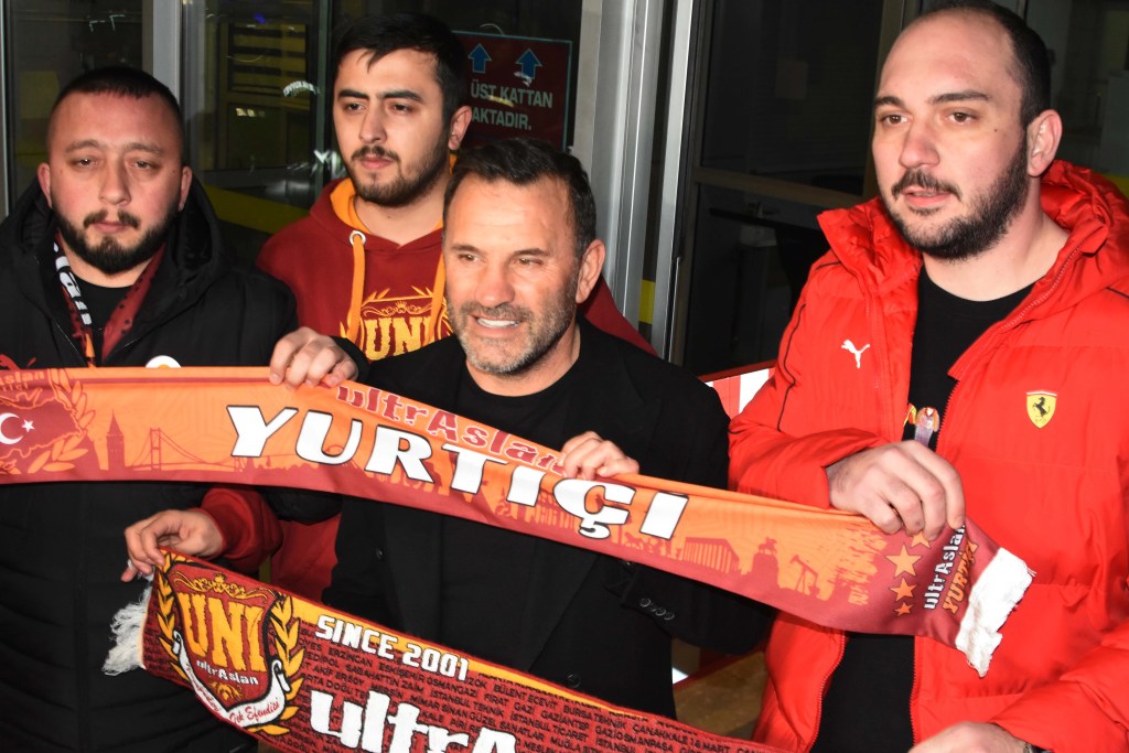 Galatasaray Konya'da Taraftarla Buluştu