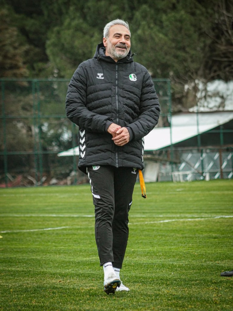 Sakaryaspor Yeni Teknik Direktörünü Açıkladı
