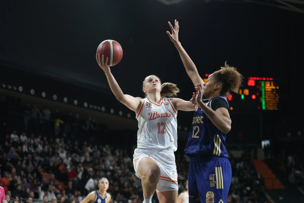 Çimsa ÇBK Mersin, Fenerbahçe Opet'e Mağlup Oldu