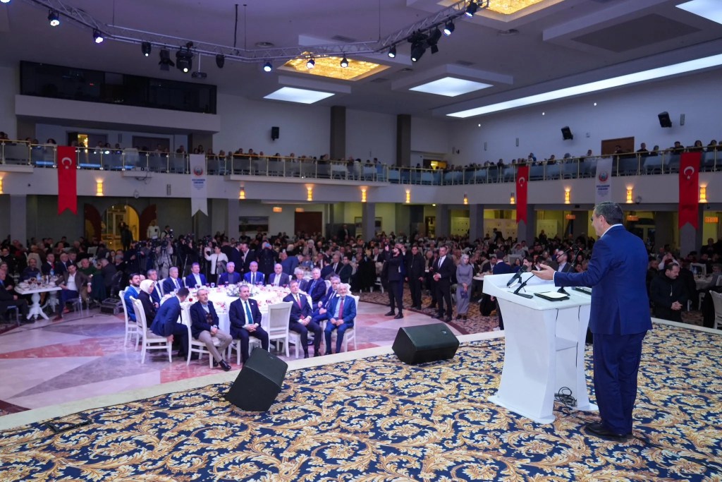Cevdet Yılmaz'dan Güç ve Hak Mesajı